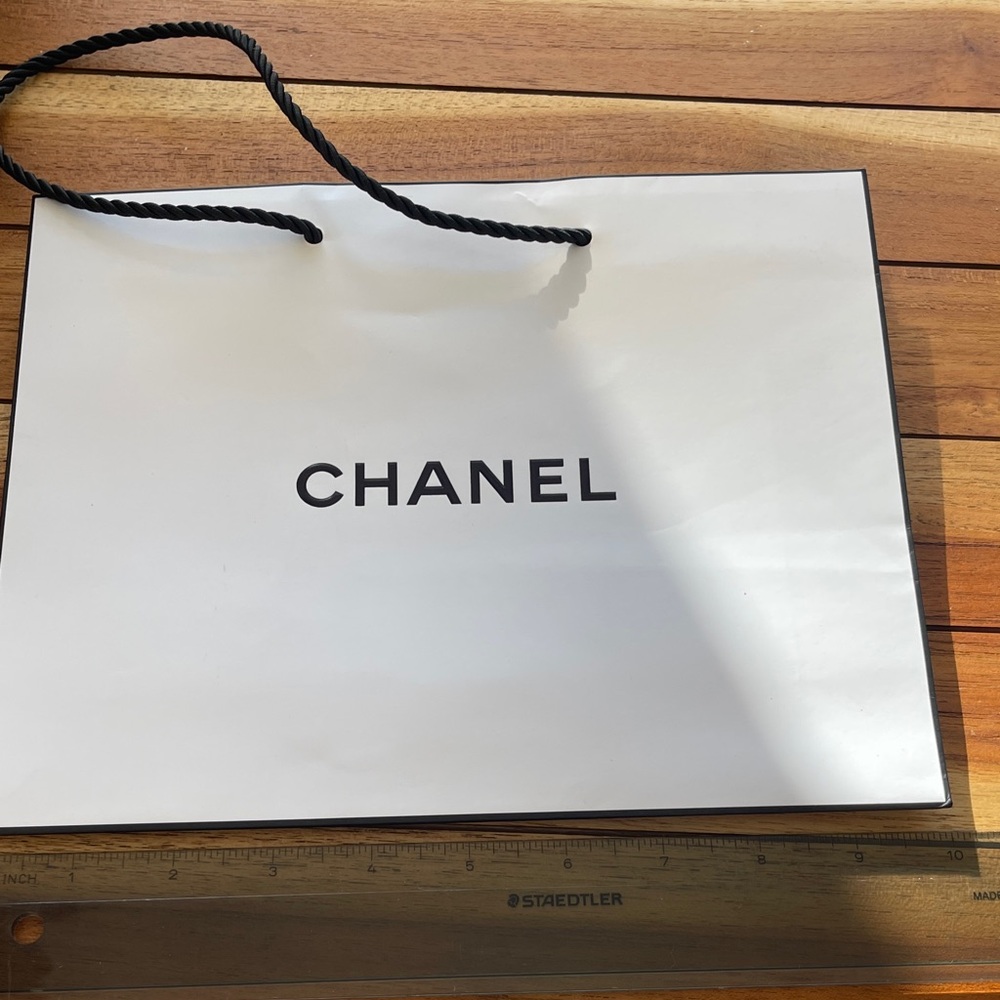 CHANEL Classic White Shopping Bag